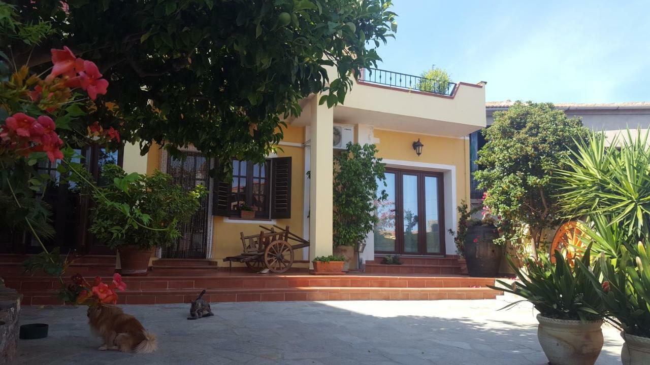 Bed and Breakfast Su Carreri Armungia Zewnętrze zdjęcie